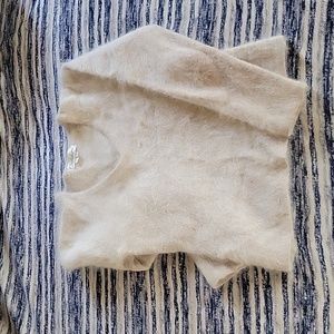 Belldini cream sweater size medium